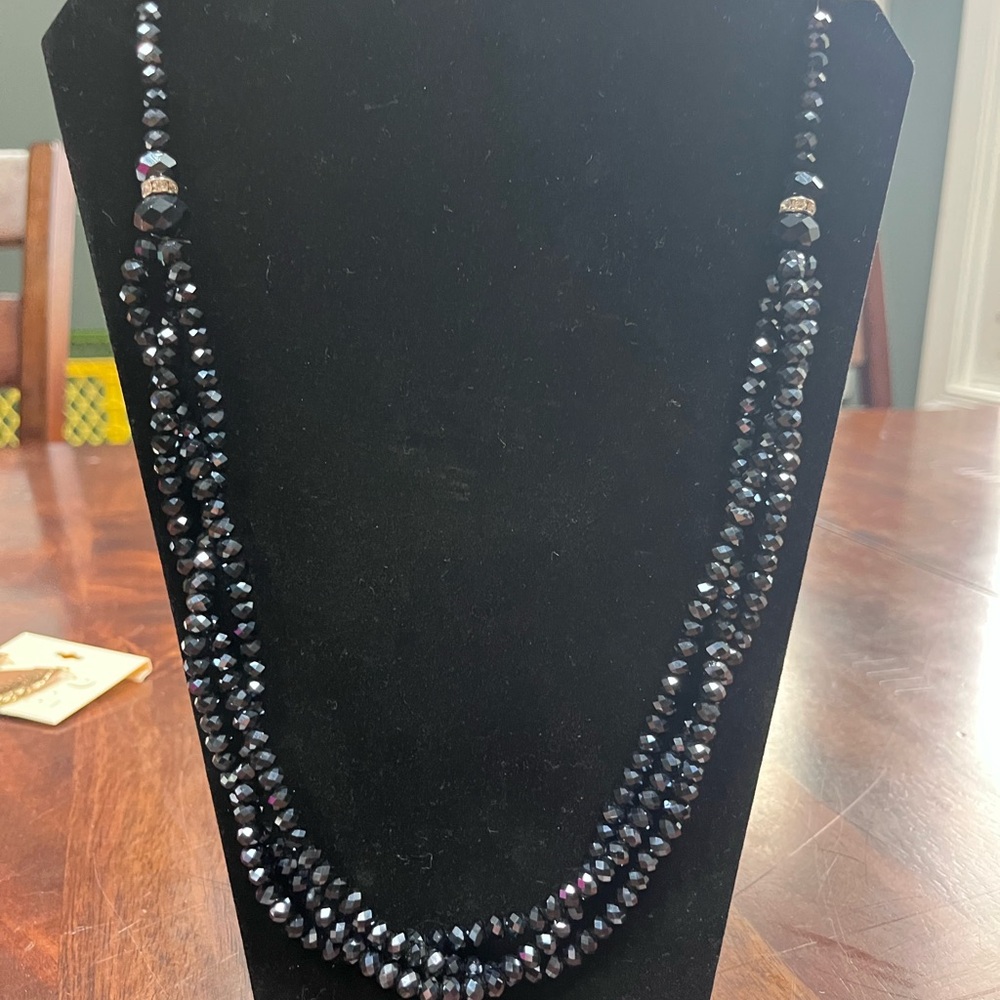 Elegant Black Glass Beaded Necklace
